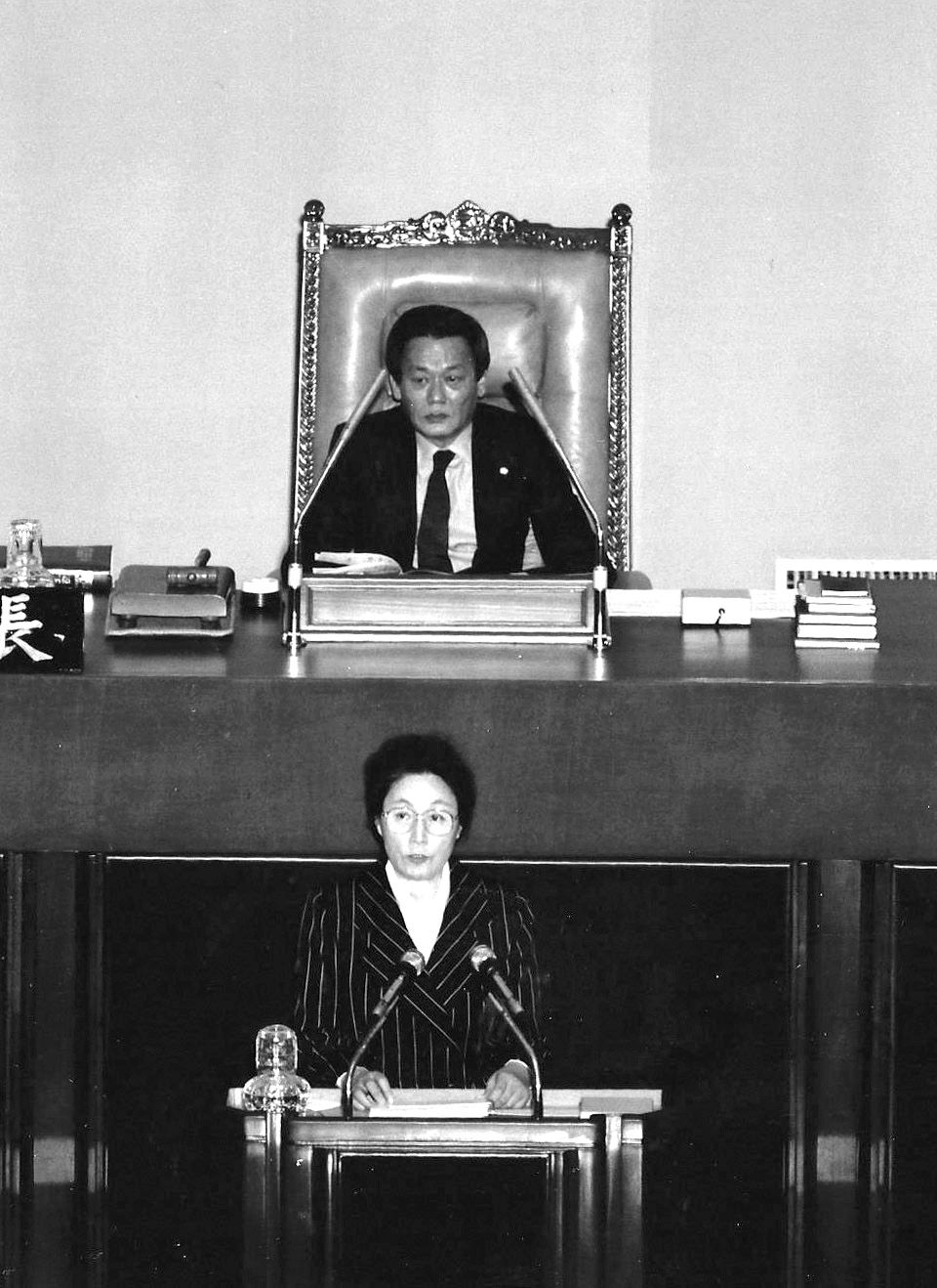 국회의원은 동네병원 의사 정치민주화 27r (2)